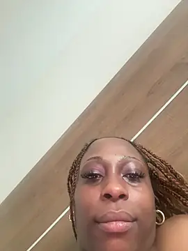 MadameMuse online show from 8, 4, 2026