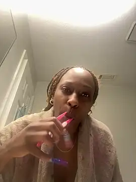 MadameMuse online show from 7, 4, 2026