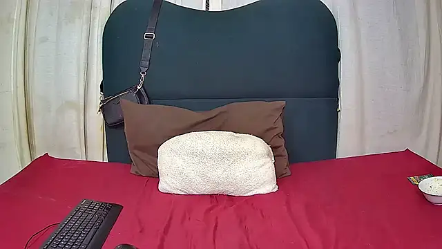 Squirt bitchxxx online show from 16, 11, 2025