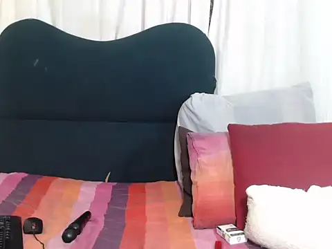 Squirt bitchxxx online show from 1, 12, 2025