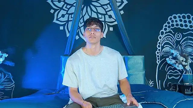 AlessioVitale online show from 7, 1, 2026