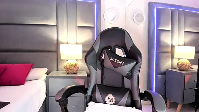 AdaraaMuller online show from 23, 11, 2025