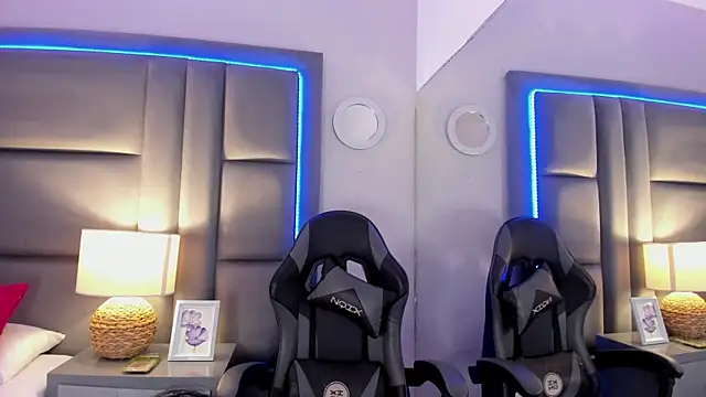 AdaraaMuller online show from 5, 11, 2025