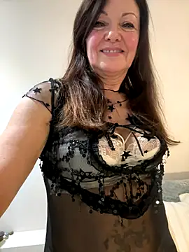 HotLdyllic online show from 29, 11, 2025