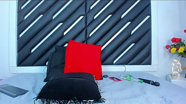 Samaraa Lee online show from 5, 1, 2026