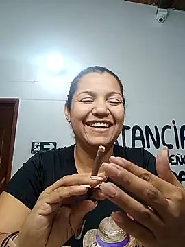 Snapshot of Samaraa_Lee chatting on 12, 11, 2025 Samaraa Lee online show from 12, 11, 2025