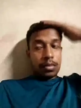 Snapshot of rudr1 chatting on 31, 10, 2025 rudr1 online show from 31, 10, 2025