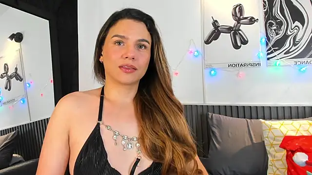 Cloe Bonne online show from 21, 12, 2025