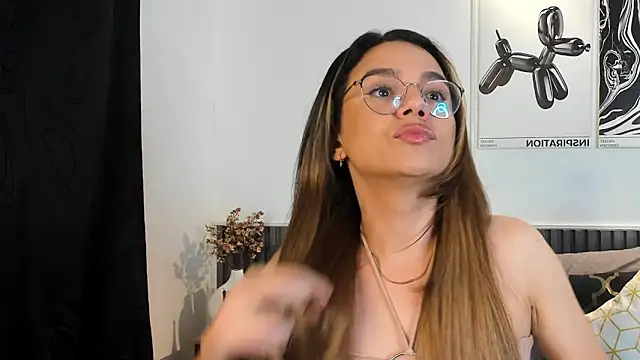 Cloe Bonne online show from 28, 11, 2025