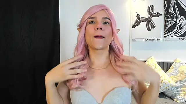 Cloe Bonne online show from 18, 11, 2025