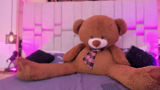 MylittleEmily  online show from 6, 11, 2025