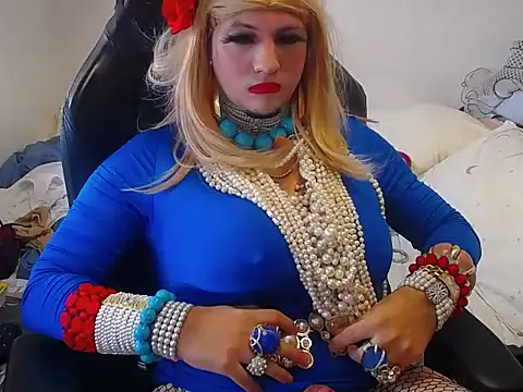 Snapshot of VanesaCrossic chatting on 21, 7, 2026 VanesaCrossic online show from 21, 7, 2026