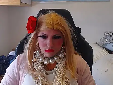 Snapshot of VanesaCrossic chatting on 18, 7, 2026 VanesaCrossic online show from 18, 7, 2026