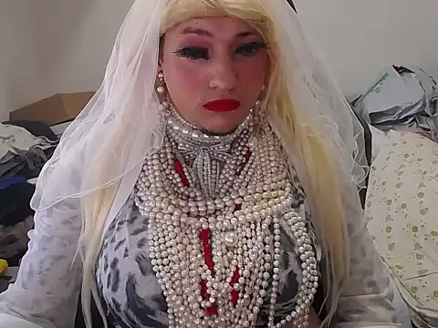 VanesaCrossic online show from 10, 5, 2026