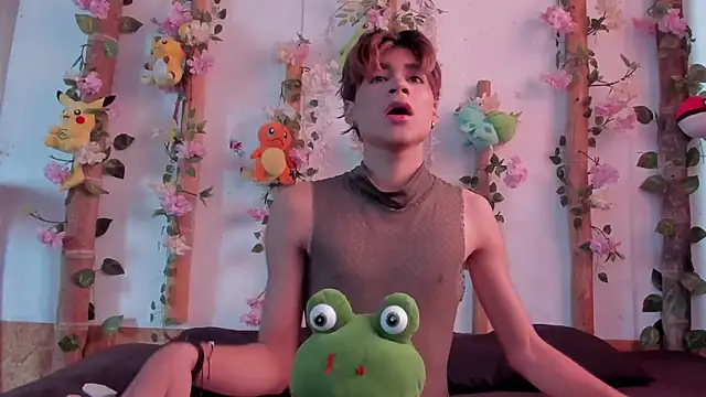 Leo Glow online show from 30, 11, 2025