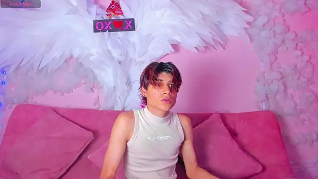 Leo Glow online show from 15, 1, 2026