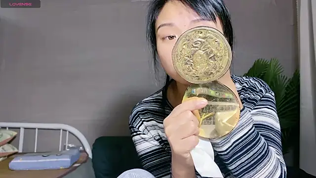 Snapshot of 0xiaosu0 chatting on 7, 11, 2025 0xiaosu0 online show from 7, 11, 2025