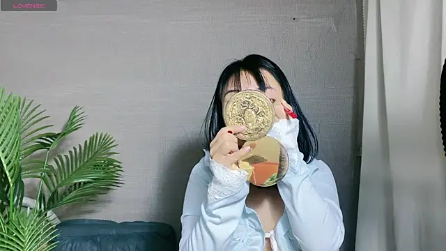 Snapshot of 0xiaosu0 chatting on 5, 11, 2025 0xiaosu0 online show from 5, 11, 2025