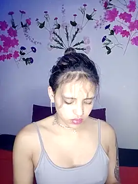 BellaChiquis  online show from 26, 11, 2025