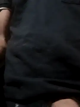 Guilherme30oliv online show from 9, 1, 2026