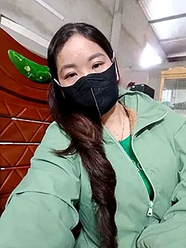 Snapshot of kitti-krush chatting on 18, 11, 2025 kitti-krush online show from 18, 11, 2025