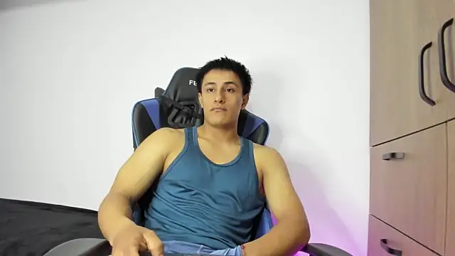 dorman boy online show from 11, 11, 2025