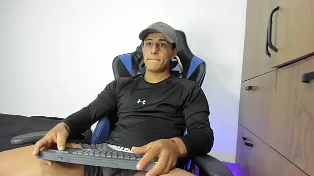 dorman boy online show from 16, 11, 2025