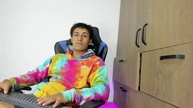 dorman boy online show from 22, 11, 2025