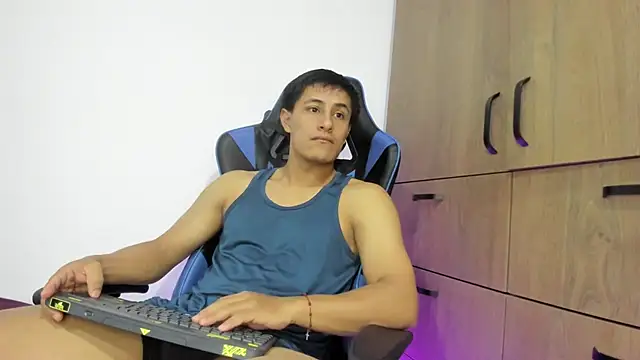 dorman boy online show from 19, 12, 2025