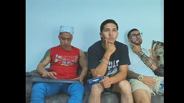 thebadboys05 online show from 11, 11, 2025