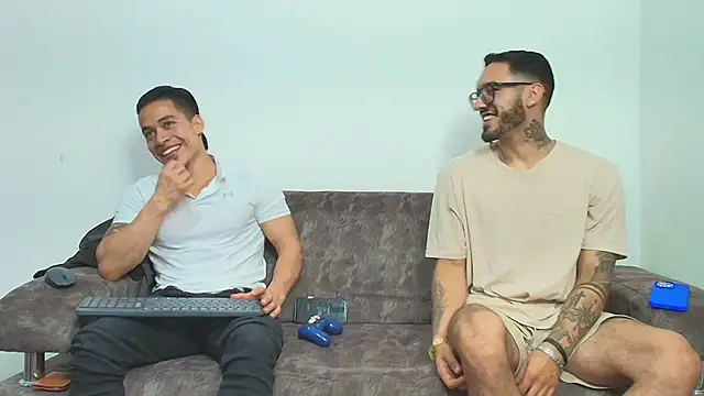 thebadboys05 online show from 21, 11, 2025