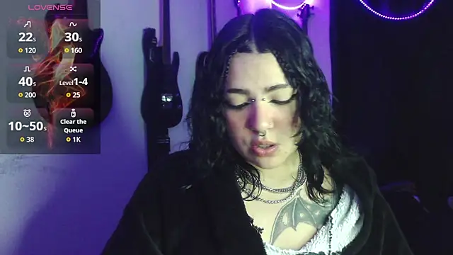 Jessie  wild online show from 5, 1, 2026