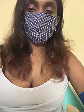 Queen-dhivya online show from 24, 11, 2025