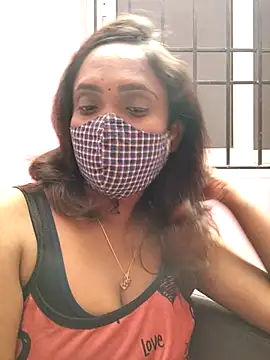 Queen-dhivya online show from 3, 2, 2026