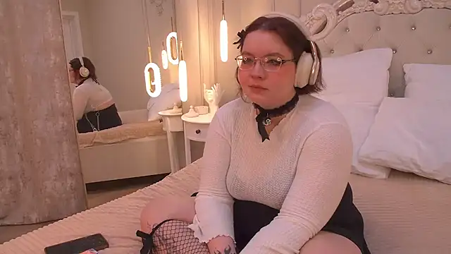 JennyBloom online show from 11, 11, 2025