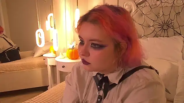 JennyBloom online show from 7, 11, 2025