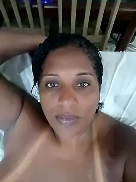 Maliaebonyfetish online show from 8, 1, 2026