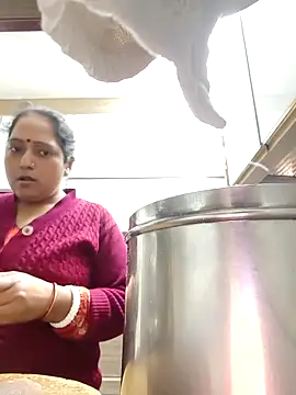 Hot-Sana2 online show from 18, 2, 2026