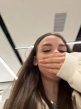 Snapshot of KristiRich chatting on 3, 11, 2025 KristiRich online show from 3, 11, 2025