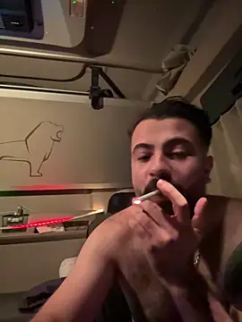 Snapshot of JanSy0 chatting on 20, 12, 2025 JanSy0 online show from 20, 12, 2025