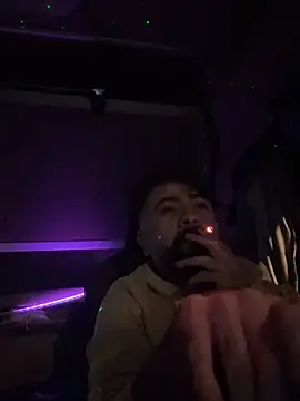 Snapshot of JanSy0 chatting on 21, 12, 2025 JanSy0 online show from 21, 12, 2025