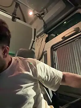 Snapshot of JanSy0 chatting on 14, 12, 2025 JanSy0 online show from 14, 12, 2025