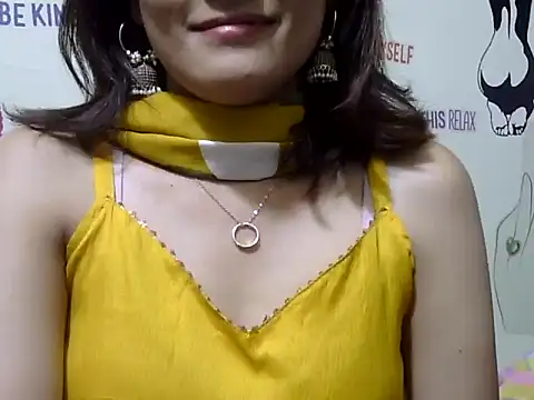 maira 33 online show from 8, 3, 2026