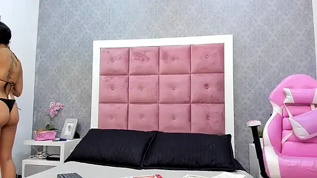 ailenaranda online show from 24, 11, 2025