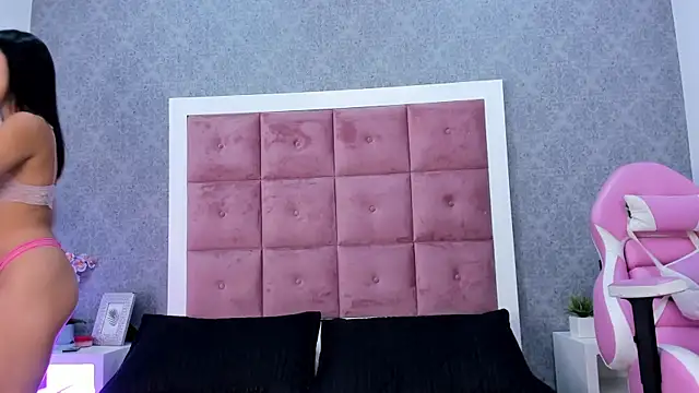 ailenaranda online show from 22, 11, 2025