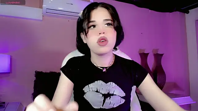 ClaudiaSophia online show from 18, 11, 2025