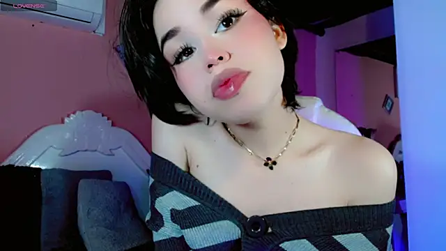 ClaudiaSophia online show from 10, 11, 2025