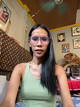 bellaUtops online show from 28, 11, 2025