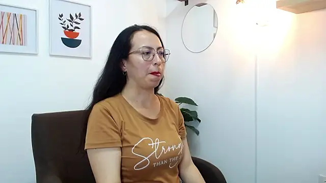 Lauryn Jones online show from 24, 3, 2026