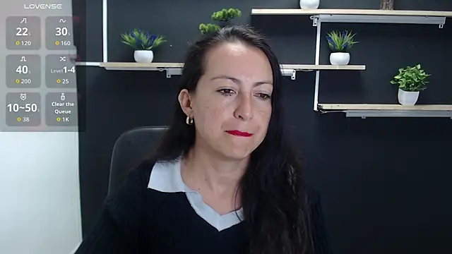 Snapshot of Lauryn_Jones chatting on 11, 7, 2026 Lauryn Jones online show from 11, 7, 2026